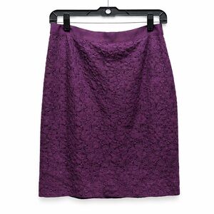 🌸 J. Crew Plum Lace Pencil Skirt Size 2 🌸